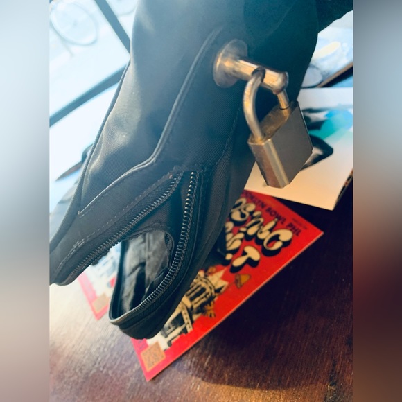 Prada Tote Bag - Picture 13 of 13